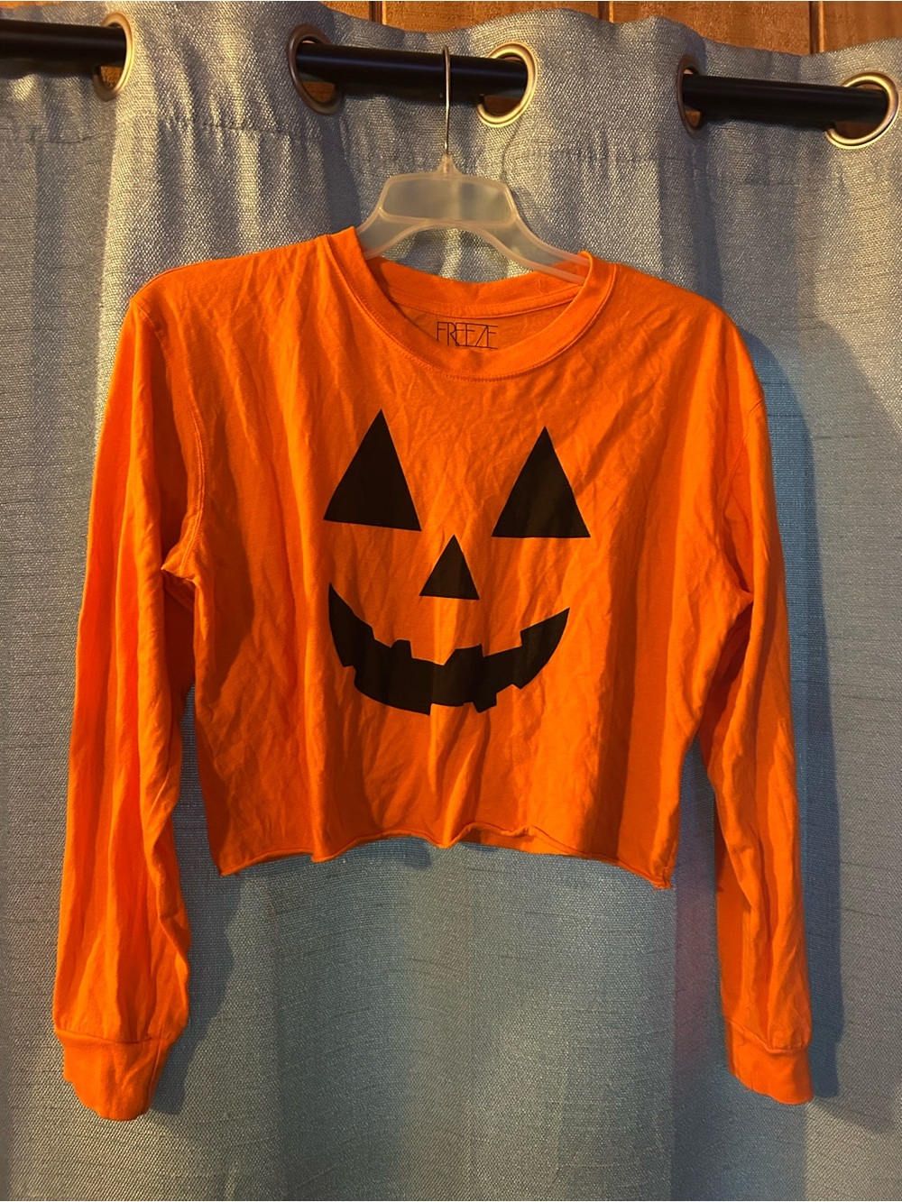 Freeze Orange Halloween Jack-O'-Lantern Crop Top